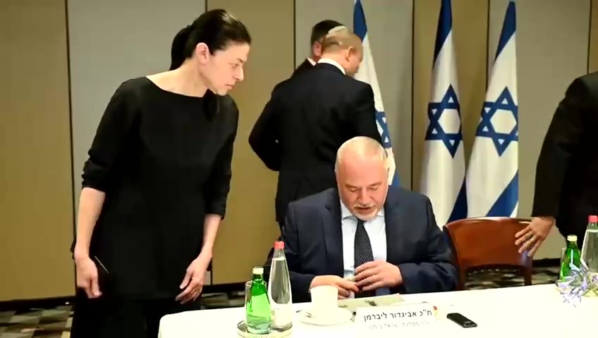 Либерман поддержит запрет на участие РААМ в выборах