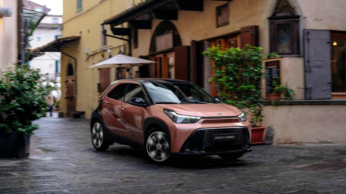Toyota Aygo X Hybrid (HEV) прибыла в Израиль
