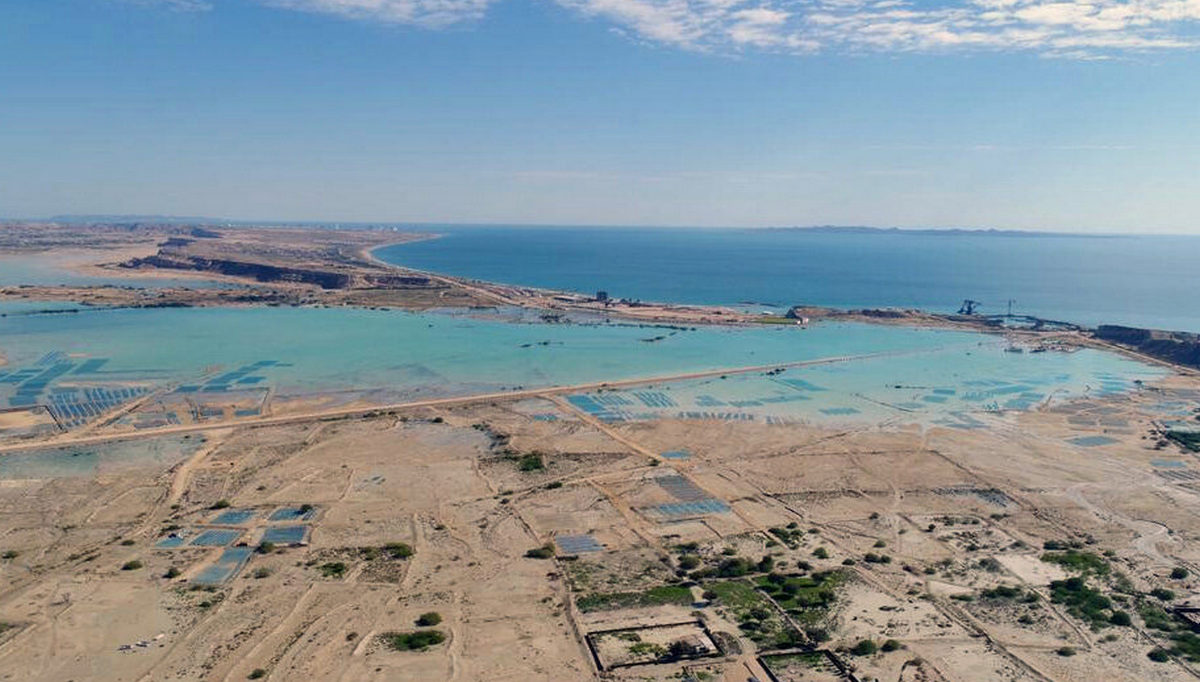 Тегеран "стрижет купоны" с блокады Ормузского пролива: управляет процессом КСИР