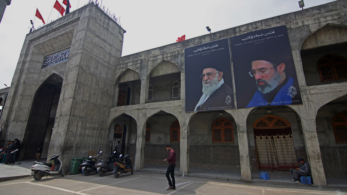 Бойкое послание верховного лидера Ирана: репарации, новый этап, законные права