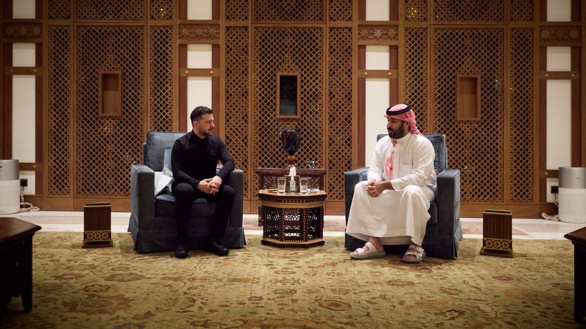 Когда общий враг: Киев идет на сближение с Ближним Востоком