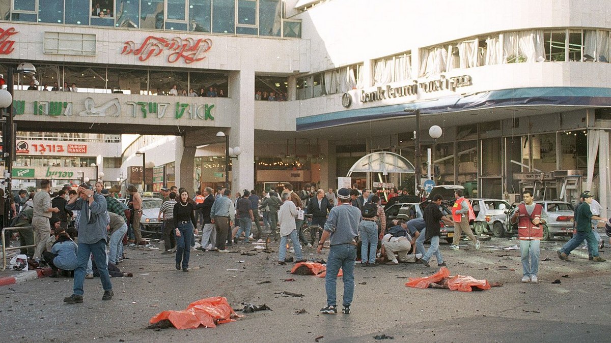 Израильская весна в крови...