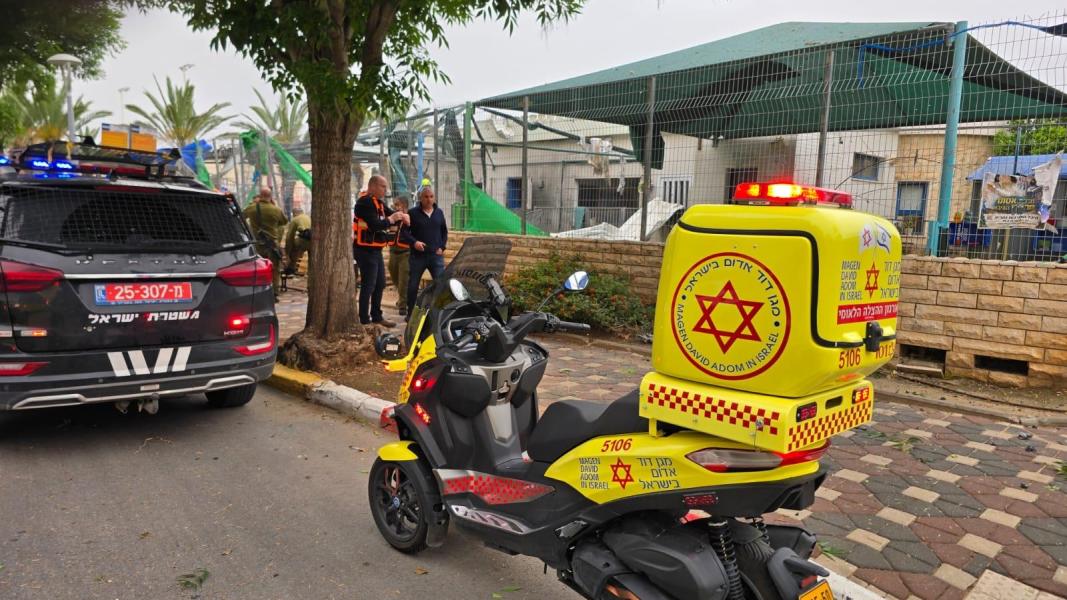 Последние обстрелы: "Хизбалла" ударила по детскому саду, попадания в Бейт-Шемеше