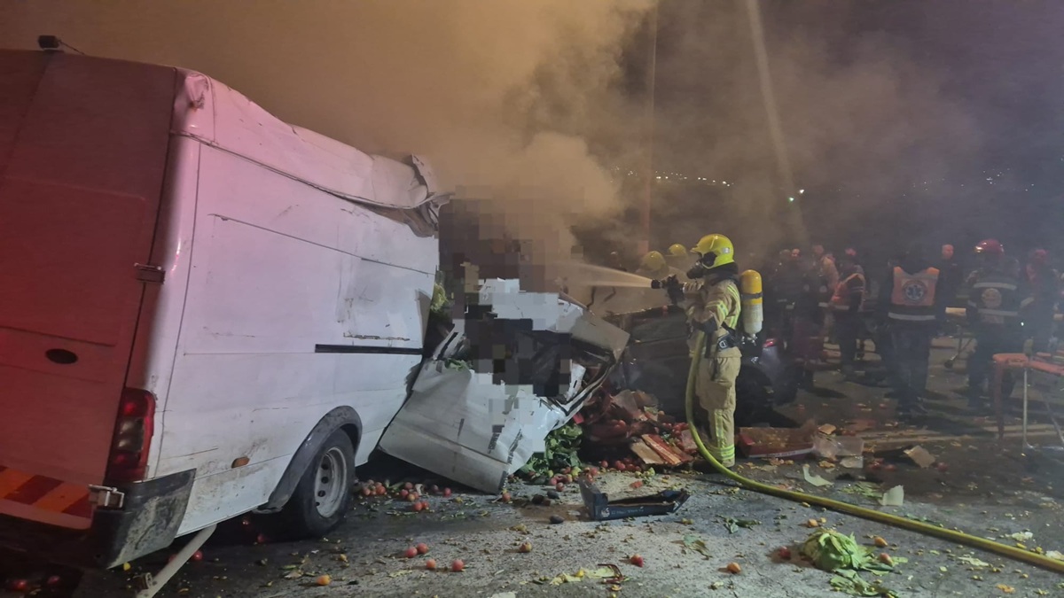 Пять человек погибли в аварии на шоссе 60