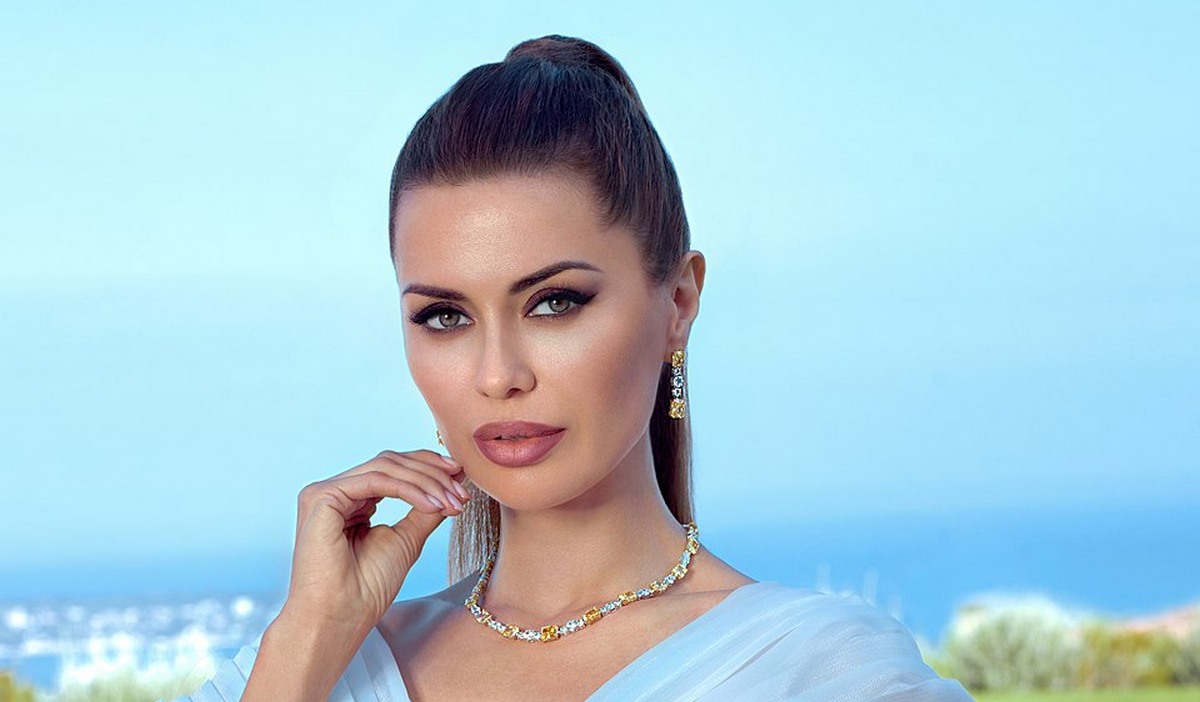 Бывшая участница шоу "Дом-2" расколола РФ