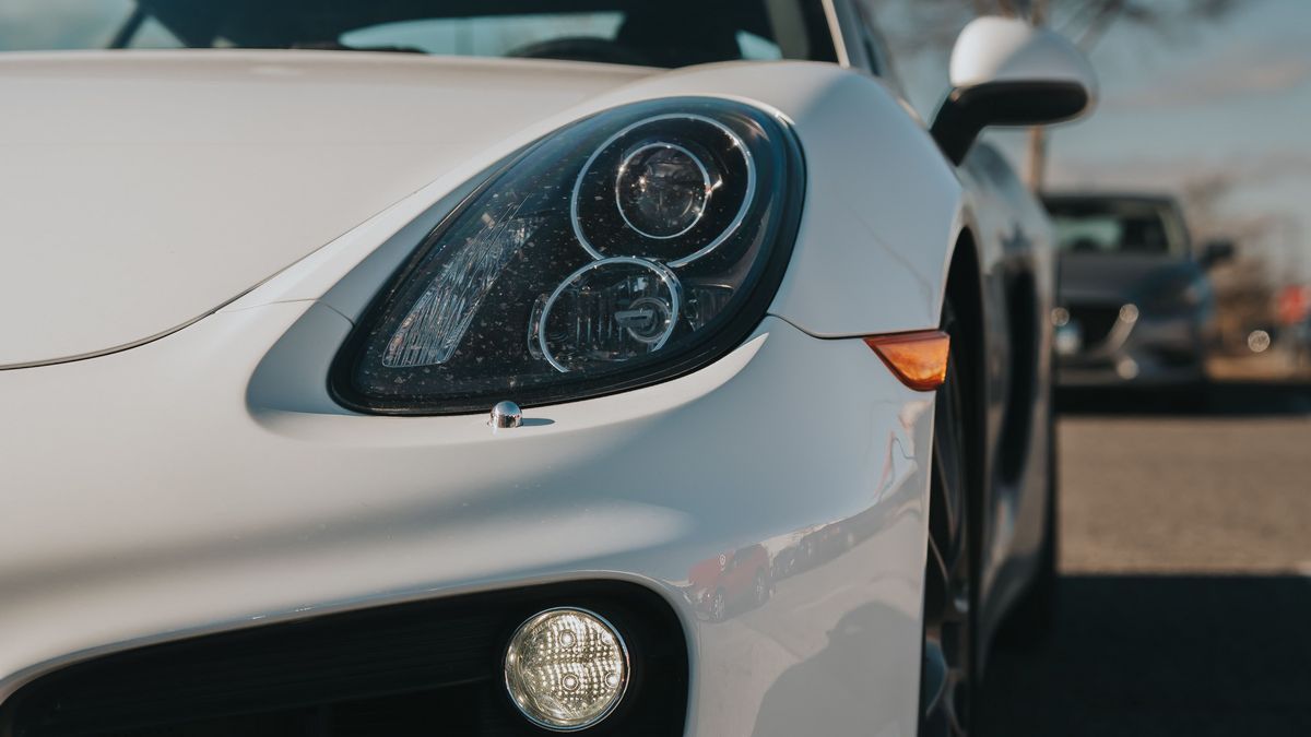 Компания Porsche представила новый флагман Mission S: суперкар "всего" за $500 тысяч