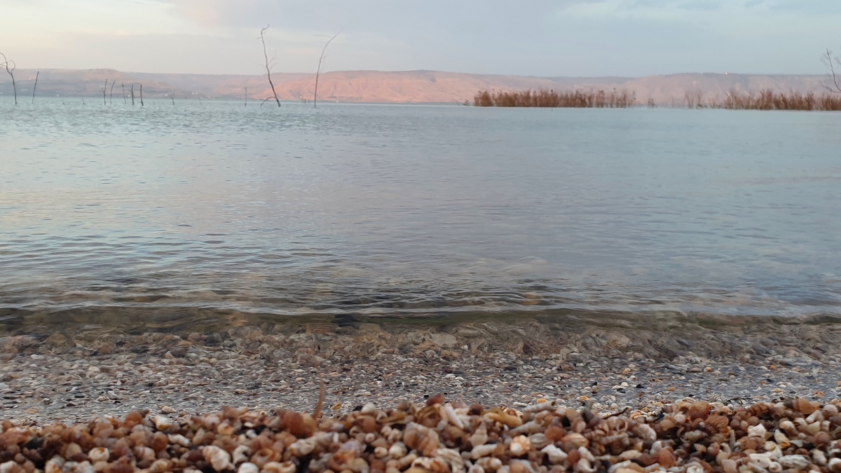 Пока война да сирены: Кинерет успешно преодолел "красную черту"