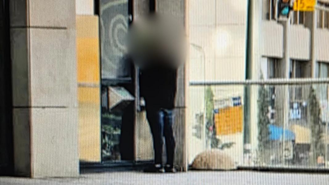 То электрик, то сантехник: как аферист из-под Хайфы обносил пожилых людей